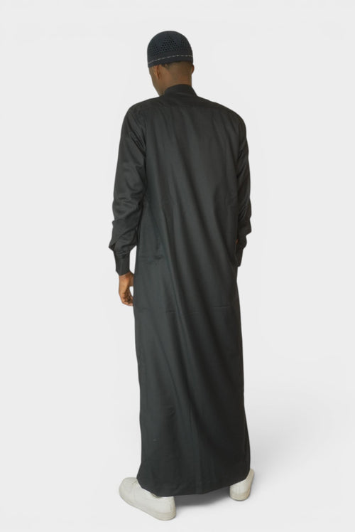 Saudi Thobe Svart